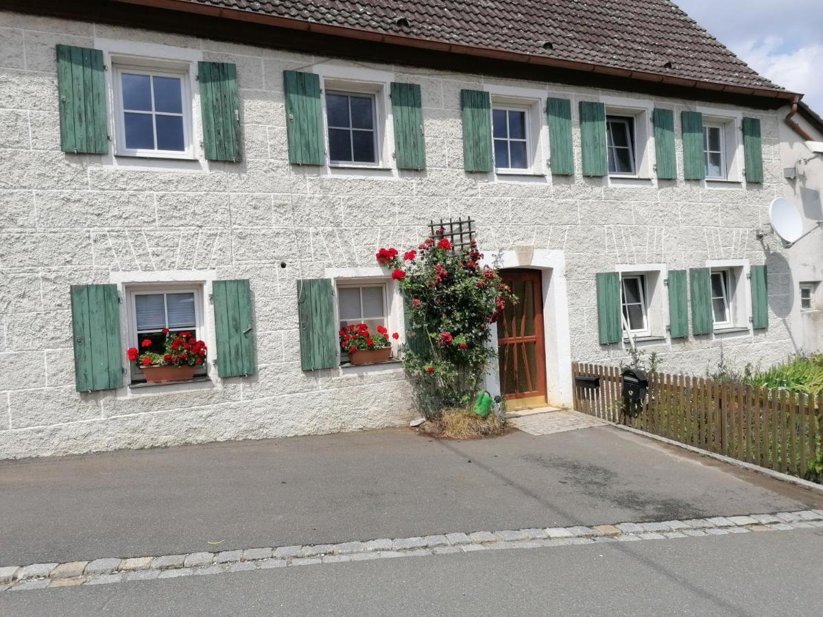 Ferienhaus Wastl 91355 Hiltpoltstein,Moechs 11 Exteriör bild